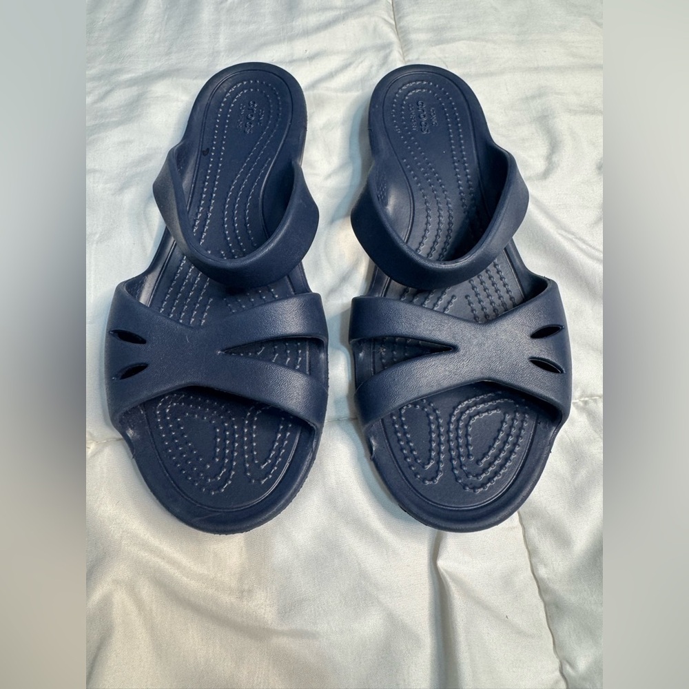 CROCS Navy Blue Classic Slip-On Clogs